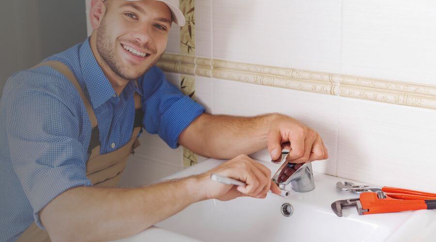 Professional clogged drains services in La Marque, TX